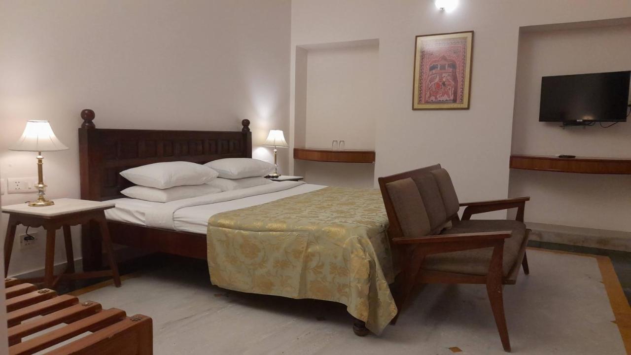 Rampratap Palace By Fateh Collection Udaipur Exteriör bild