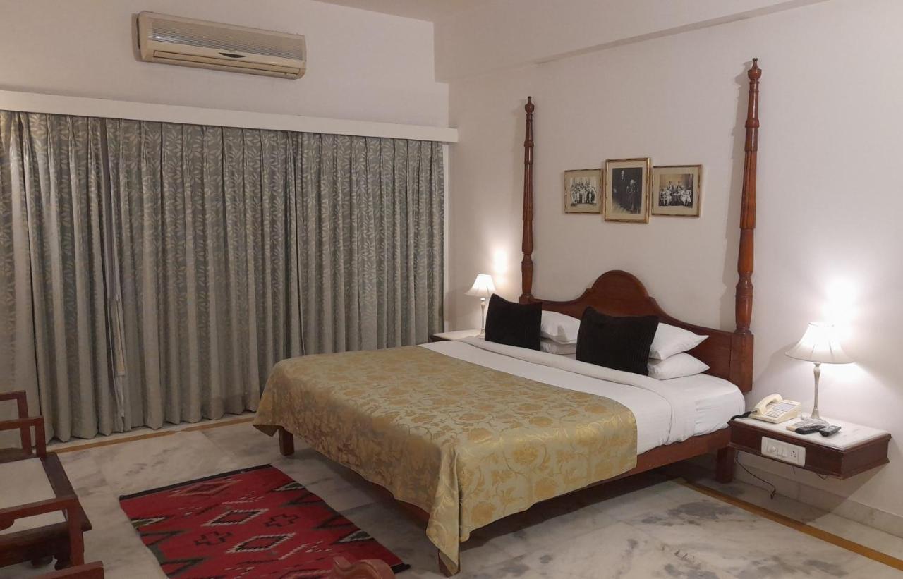 Rampratap Palace By Fateh Collection Udaipur Exteriör bild